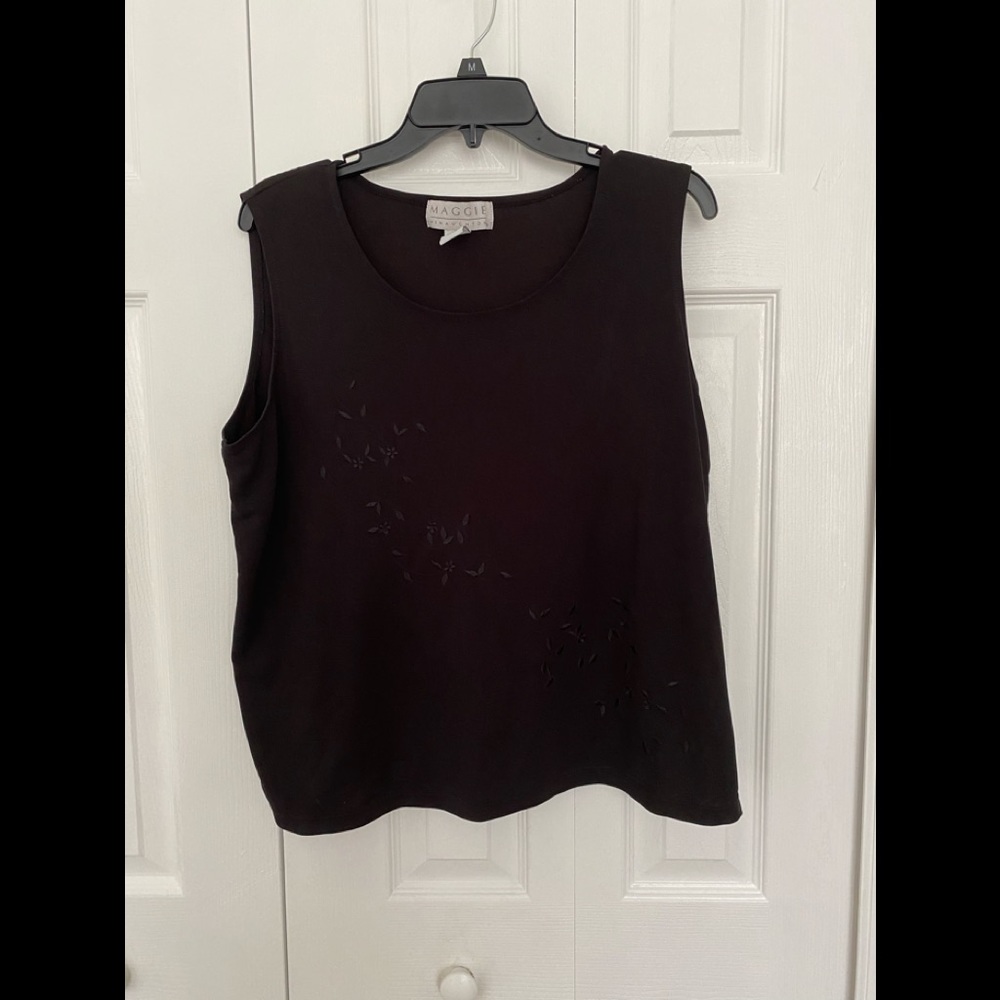 Black camisole size 2x good condition